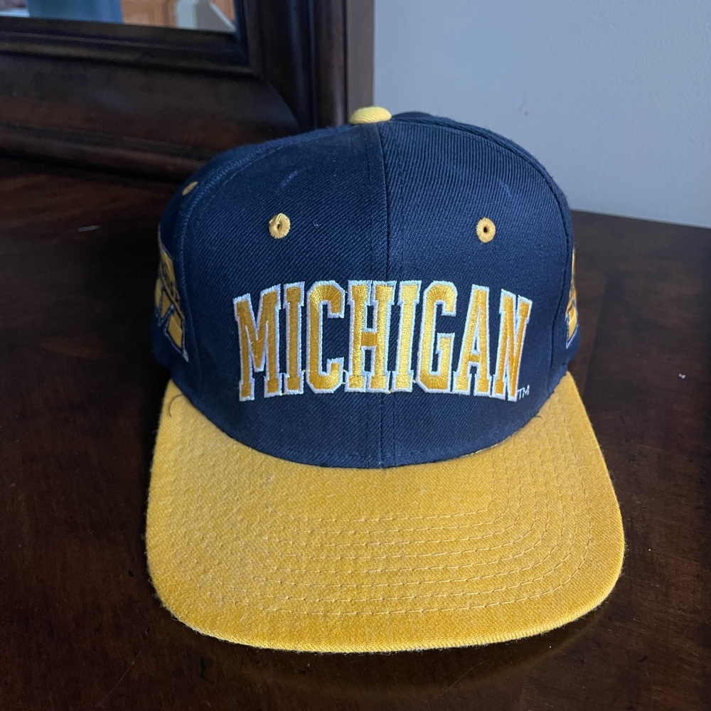 Vintage Michigan Wolverines SnapBack